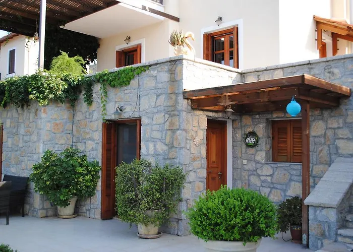 Thea Villa *