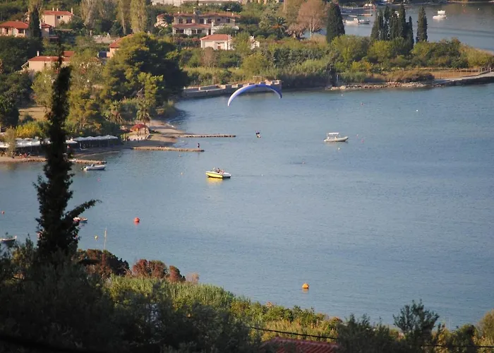 فيلة Thea Epidaurus